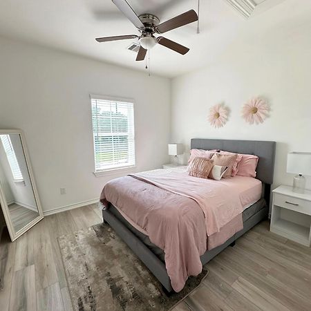 Luxe Three Story Duplex Near Downtown & Med Center Villa Houston Esterno foto