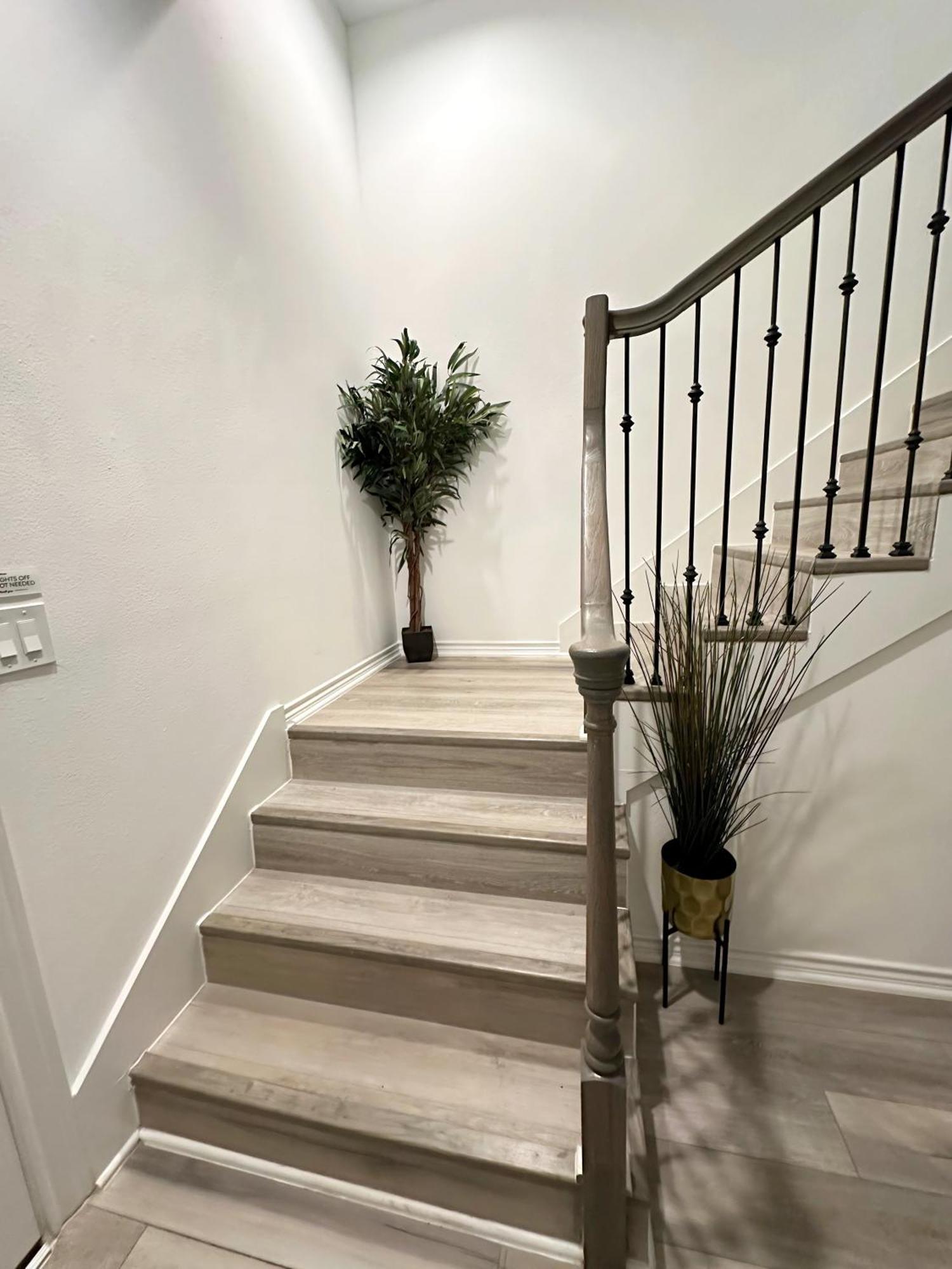 Luxe Three Story Duplex Near Downtown & Med Center Villa Houston Esterno foto